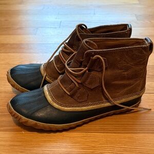 Sorel Out N About Duck Boots- Sz 8